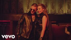 Thalia – Desde Esa Noche (Official Video) ft. Maluma