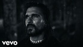 Juanes – Gris (Official Video)